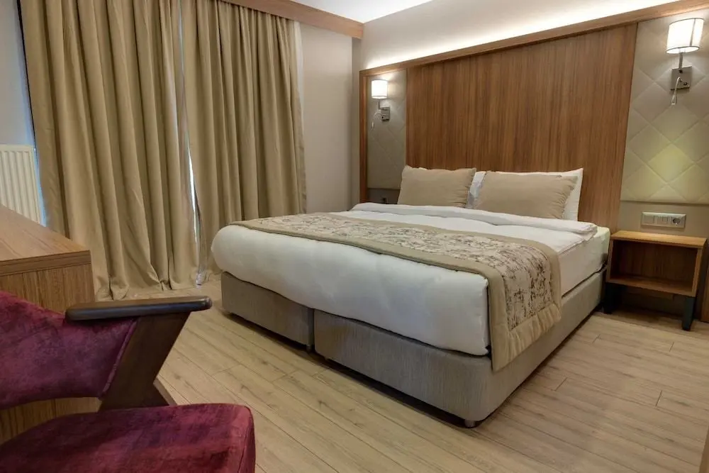 Арнавуткёй: Istport Hotel