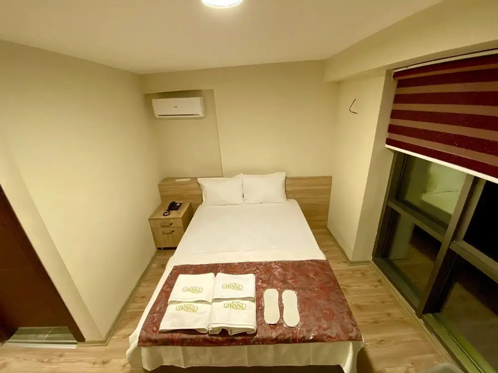 Корлу: Grand Life Hotel