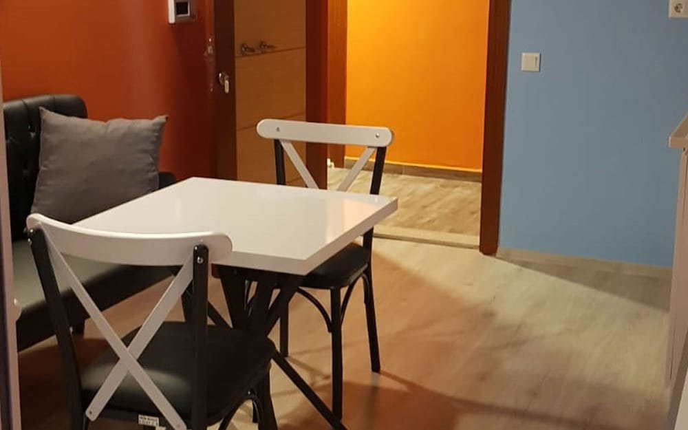 Кушадасы: Dolly Apartments
