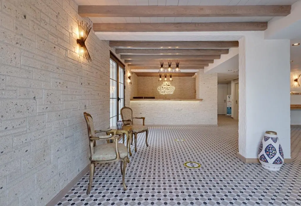 Чешме: Atrium Taş Otel
