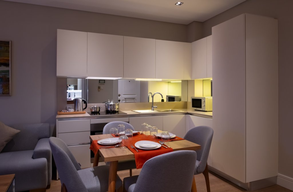 Стамбул: Mövenpick Living Istanbul West