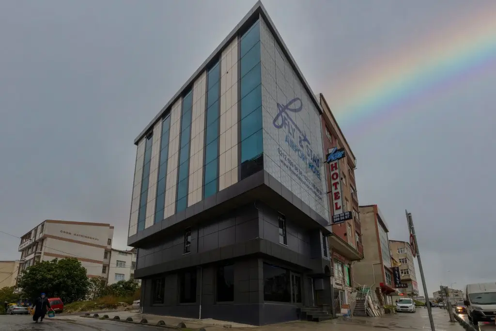 Арнавуткёй: Fly And Stay Airport Hotel