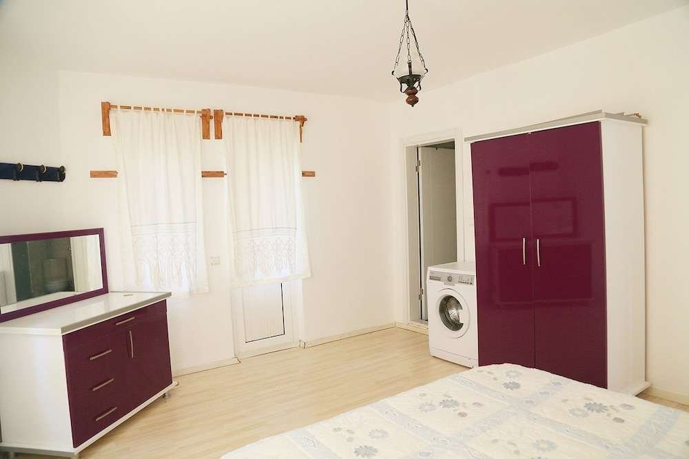 Гокова: Ova Suites