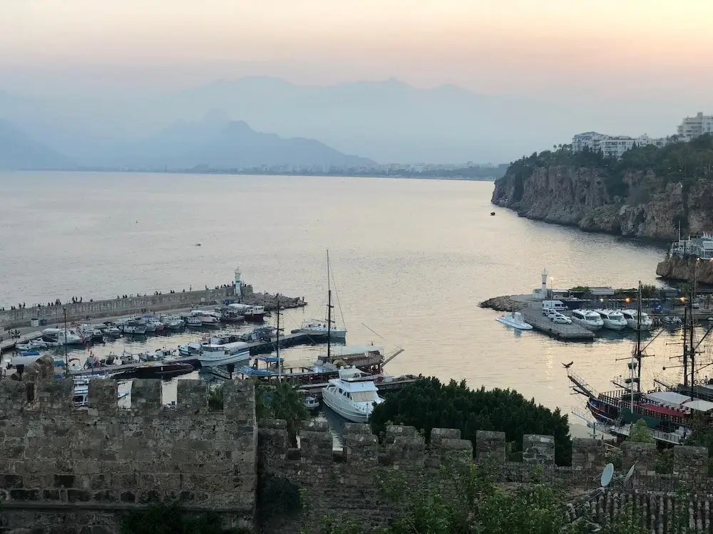 Анталья: Aheste_simple Sea View Flat in Lovely Old Town