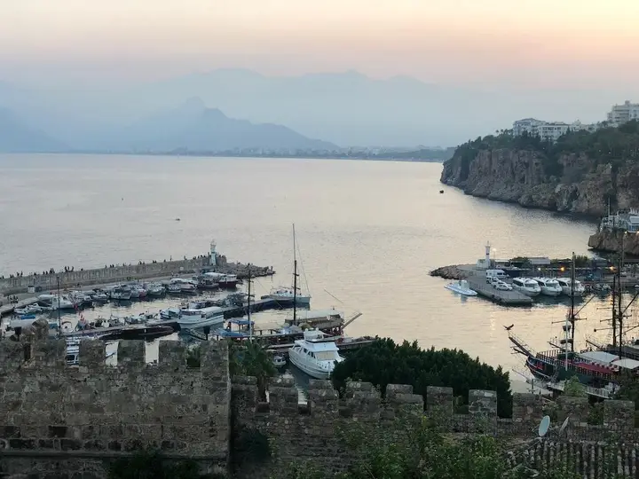 Анталья: Aheste_simple Sea View Flat in Lovely Old Town