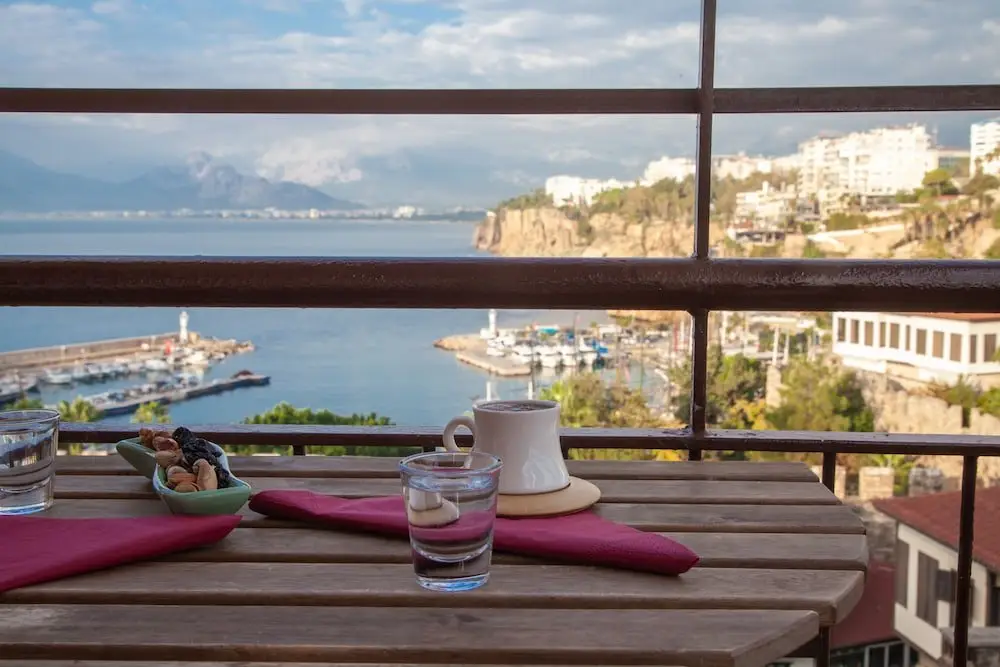 Анталья: Aheste_simple Sea View Flat in Lovely Old Town