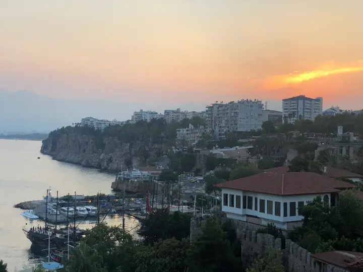 Анталья: Aheste_simple Sea View Flat in Lovely Old Town