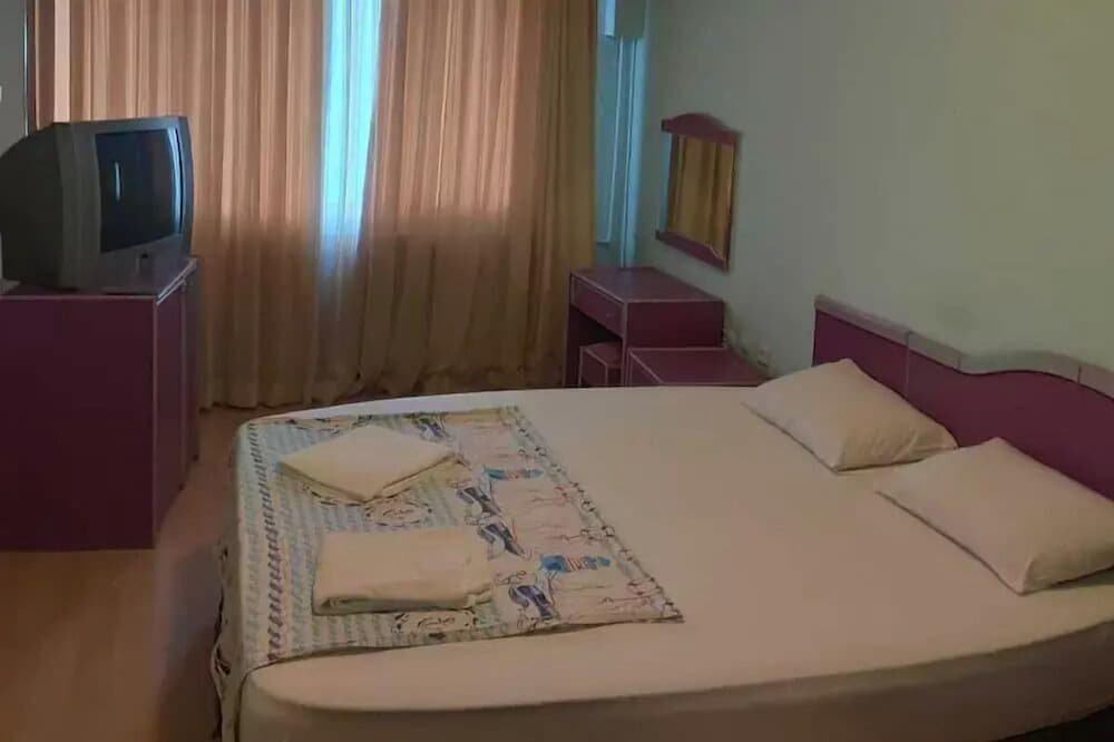 Чешме: Ozden Eren Hotel
