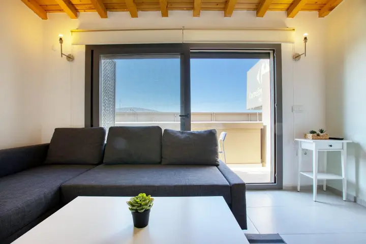 Чешме: AEGEAN Apartments - Marina & Chios Island View