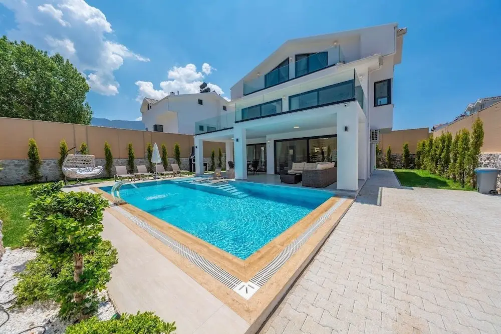 Фетхие: Luxury 4-bed Villa With Private Pool and Jacuzzi