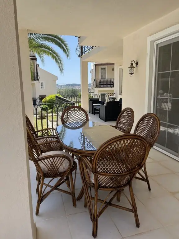 Фетхие: Stunning Spacious Poolside 2-bed Apt in Ovaçik