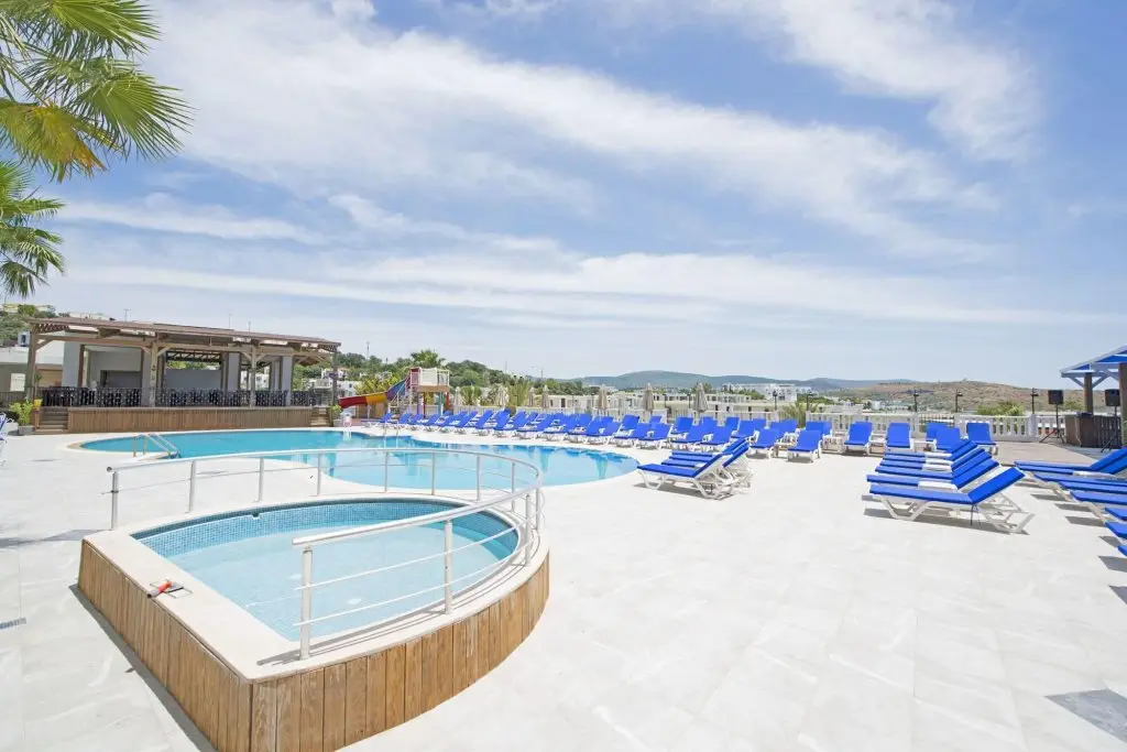 Smart Holiday Hotel & Suites -All Inclusive — фото 1