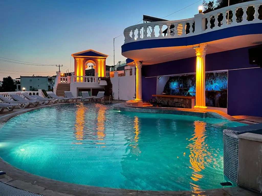 Акьярлар: ASPAT HOTEL - Beach Restaurant