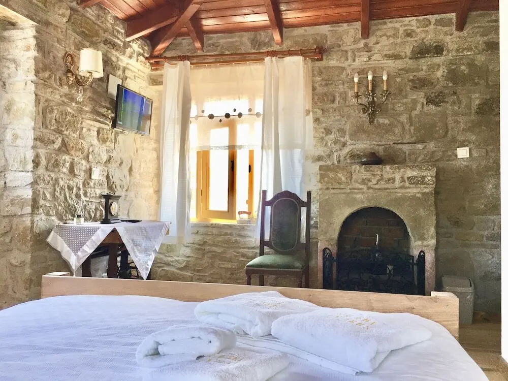 Зейтинликой: Sari Keçi̇ Taş Otel