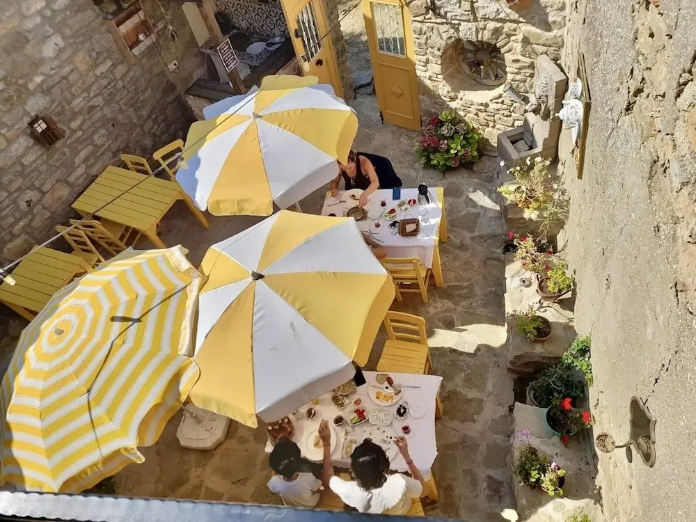 Зейтинликой: Sari Keçi̇ Taş Otel