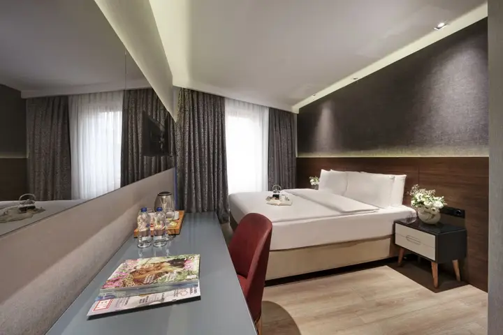 Стамбул: Dora Pera Hotel