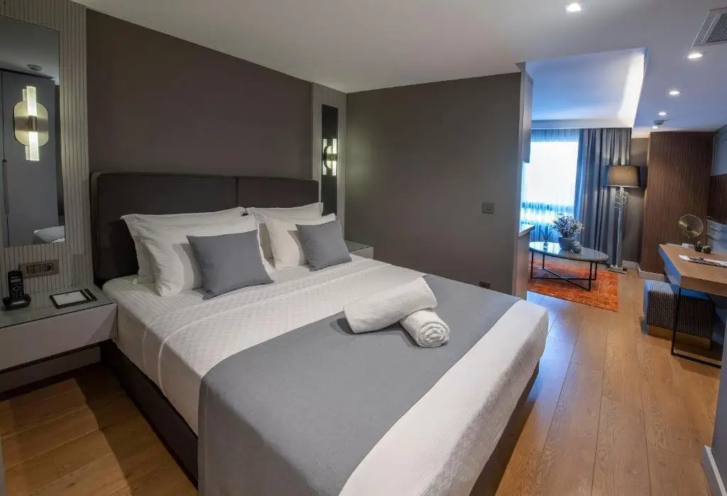 Стамбул: Valente Suites & Hotel
