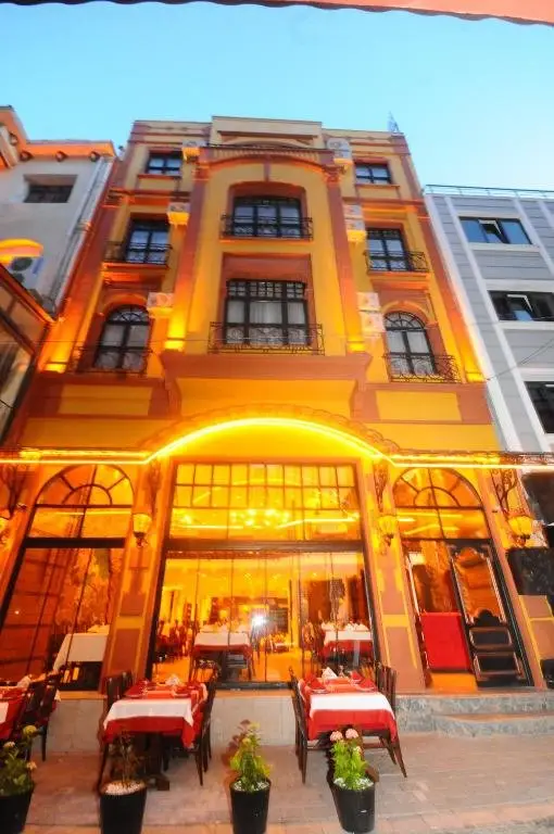 Стамбул: The Old Ottoman Castle