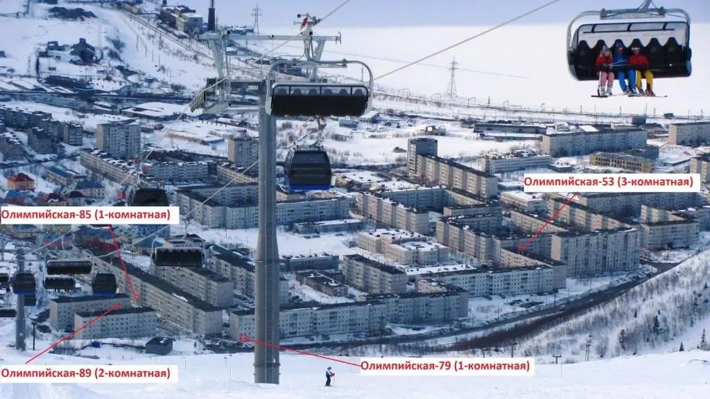 Кировск: Апартаменты 2-хкомн на Олимпийской-89, 3 этаж