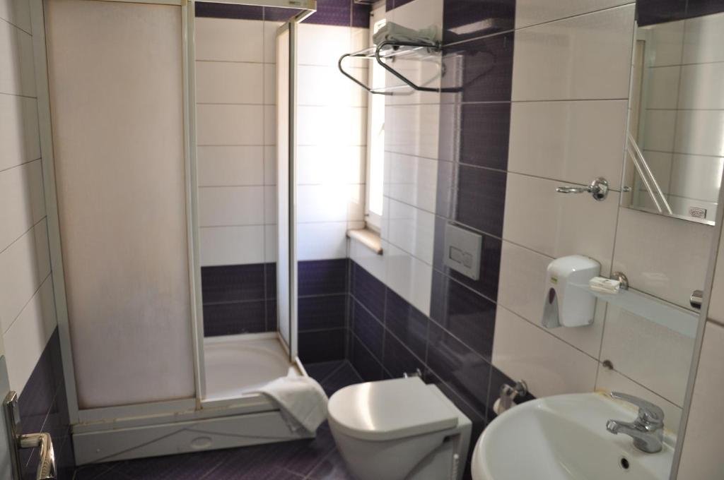 Карахаит: Hotel Eyüpoğlu