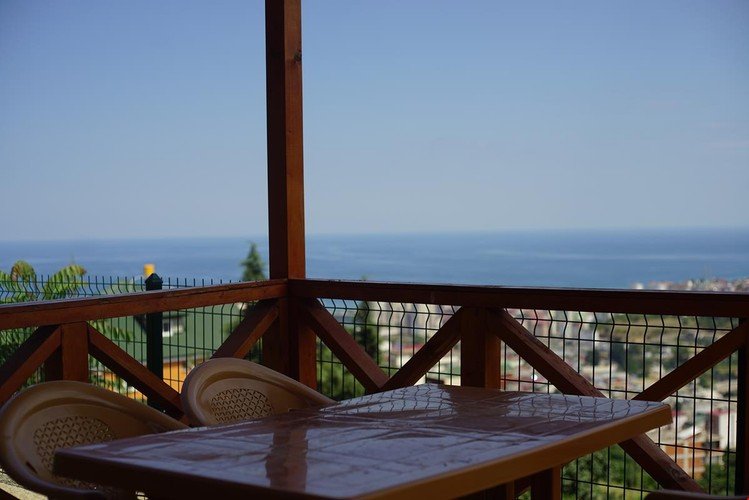 Трабзон: Pusula Villa