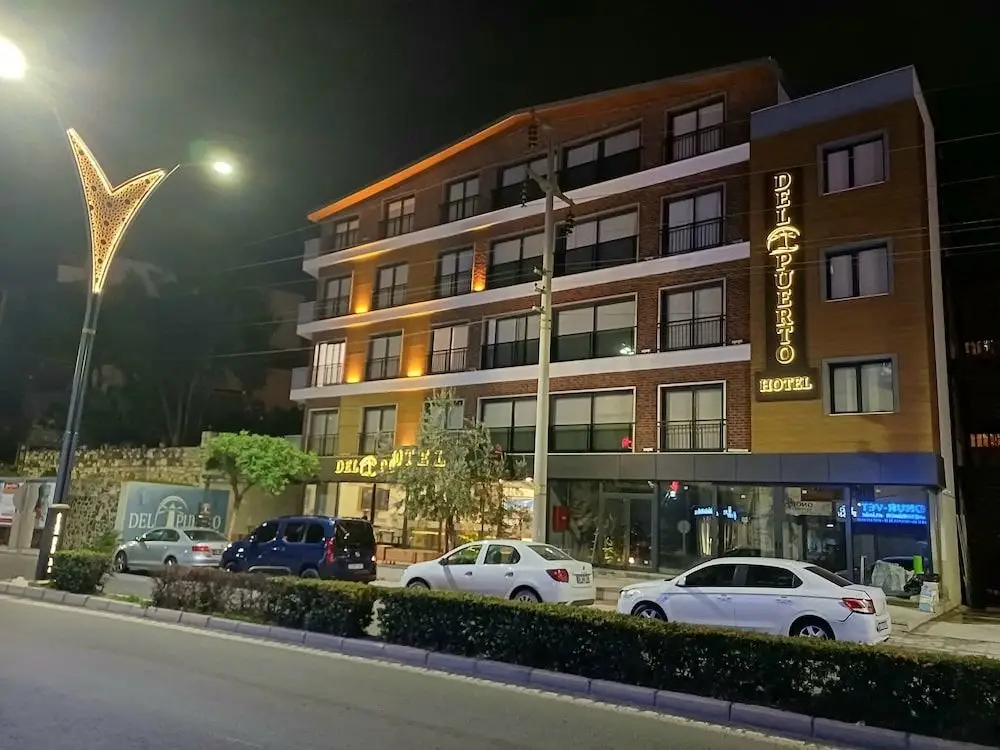 Helvaci: Del Puerto Hotel