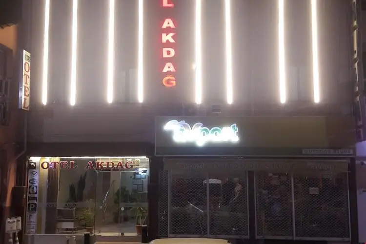 Усак: Otel Akdağ 2
