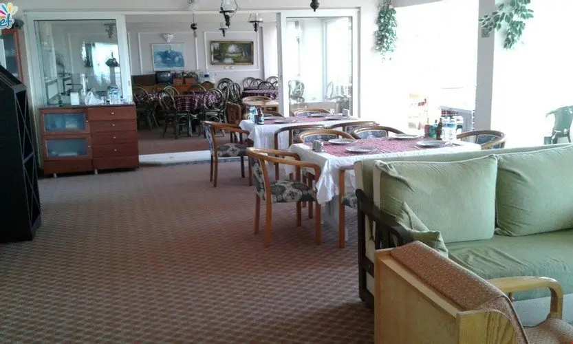 Мармара: Motel Fantasia