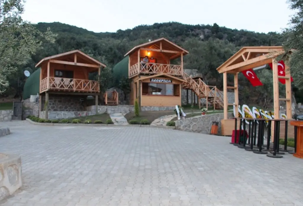 Эдремит: Saglikli Yasam Koyu