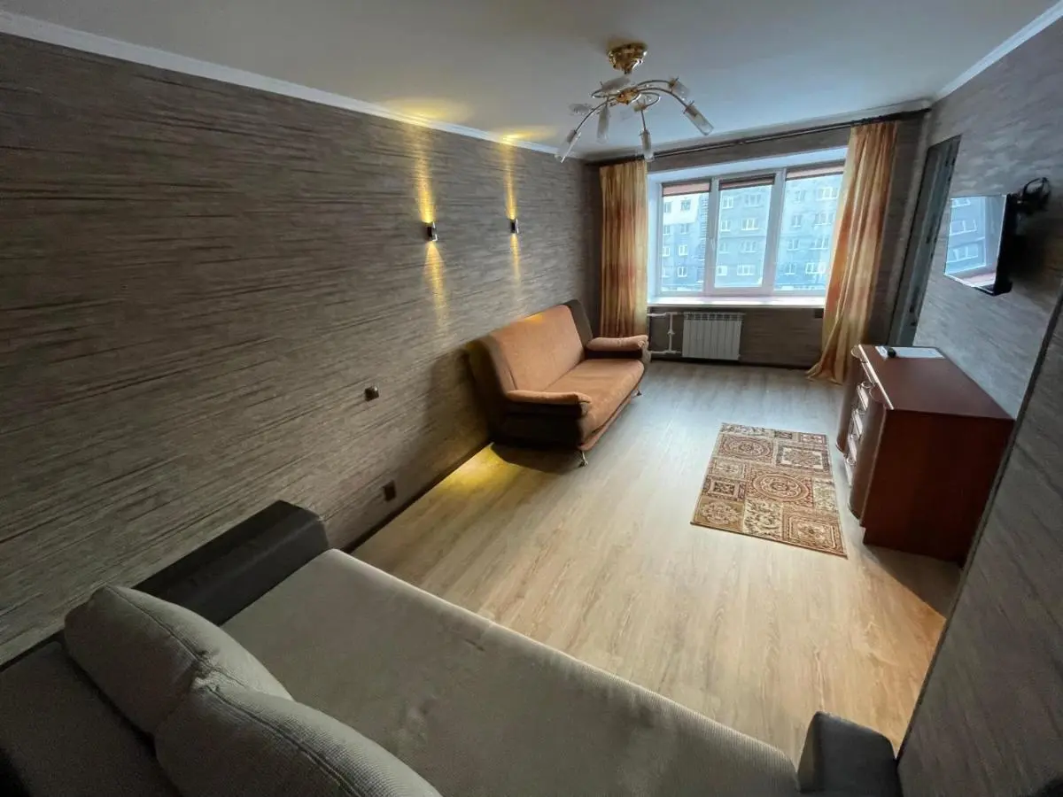 Кировск: Апартаменты на Кирова 44