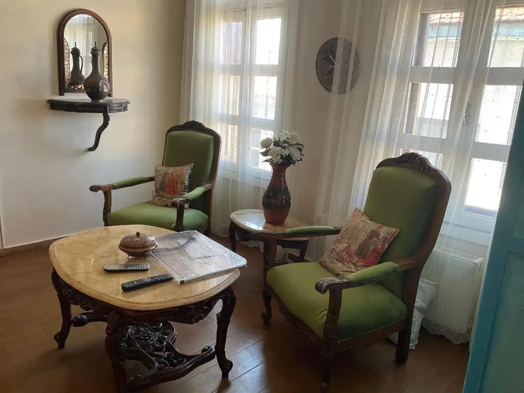 Айвалык: Chez Nebahat Boutique