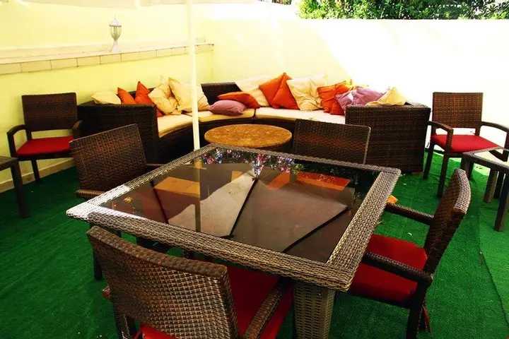 Айвалык: Işık Otel