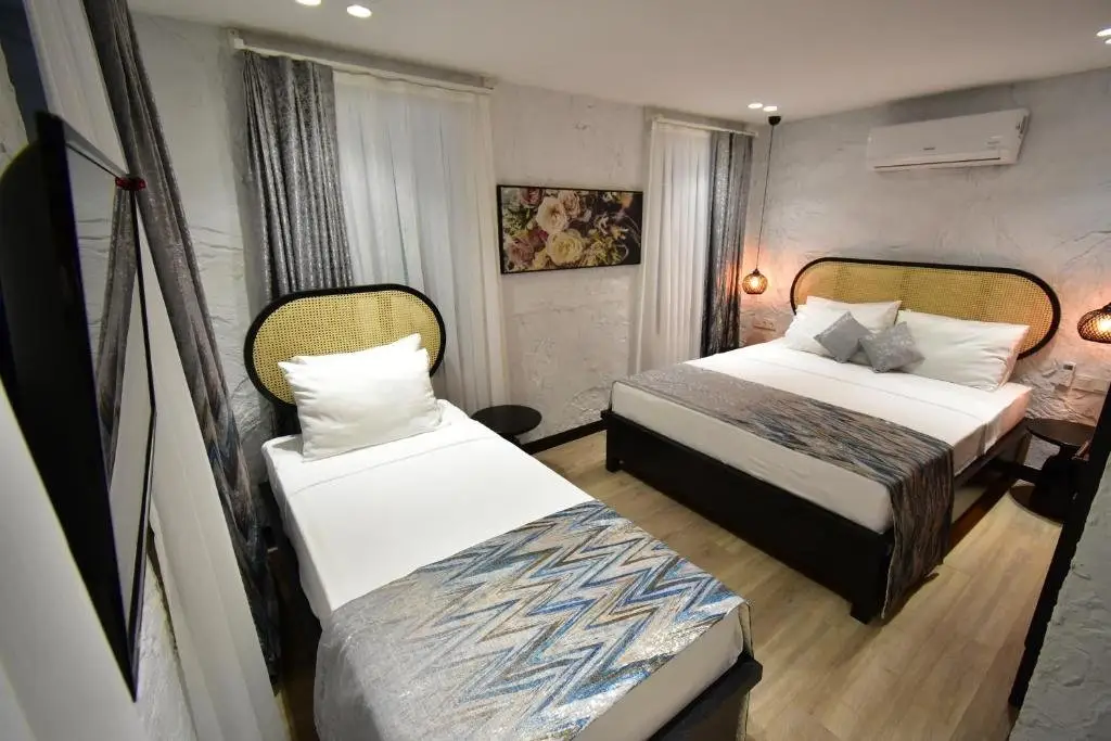Айвалык: Otel Gülayvalık