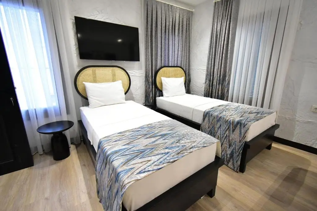 Айвалык: Otel Gülayvalık