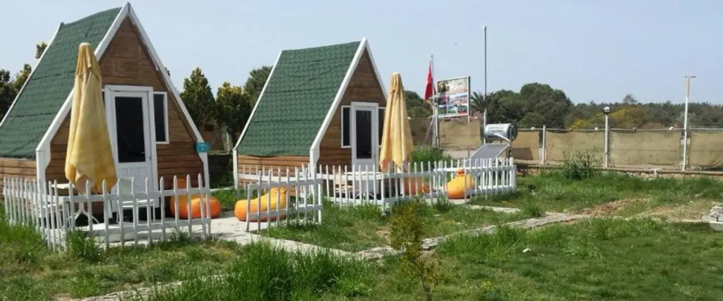 Айвалык: Aya Yorgi Beach Bungalow Evleri