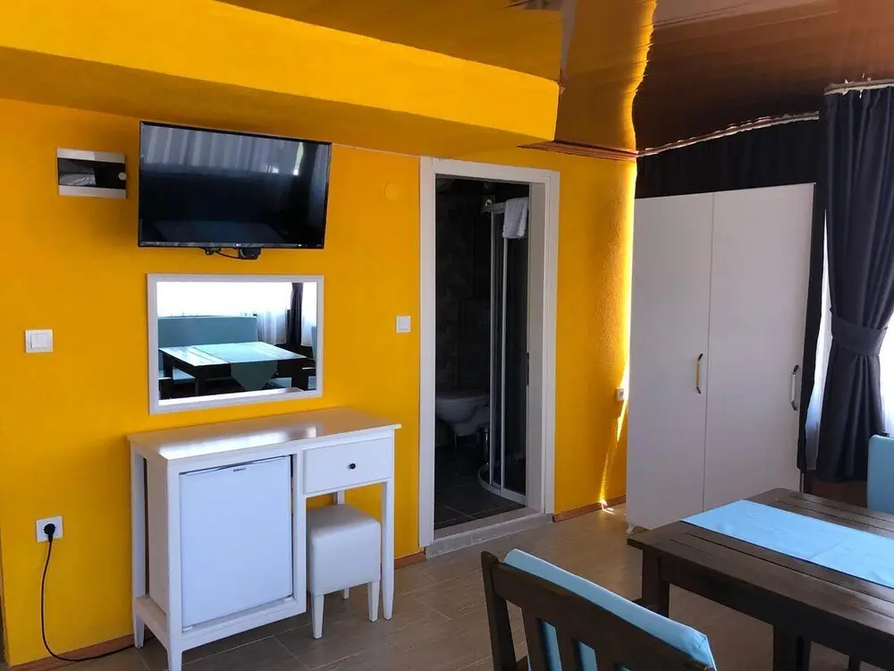 Айвалык: Bade Otel
