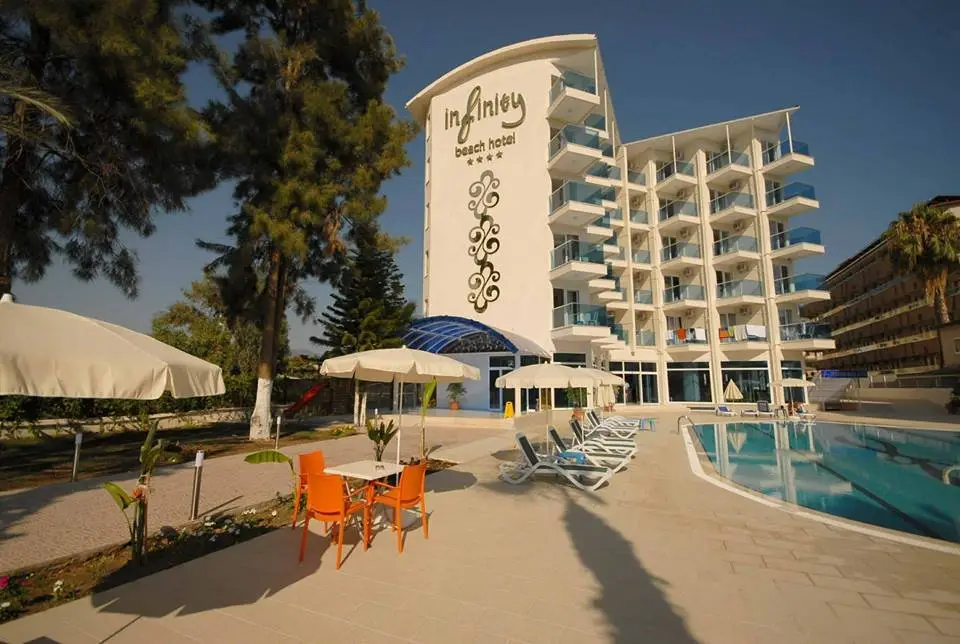 Аланья: Infinity Beach Hotel