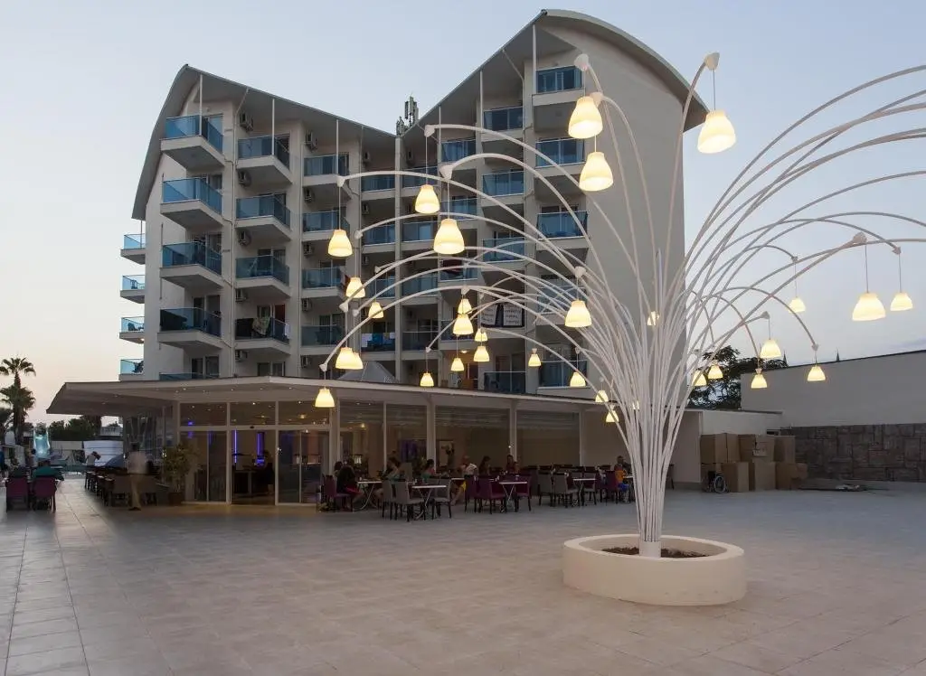 Аланья: Infinity Beach Hotel