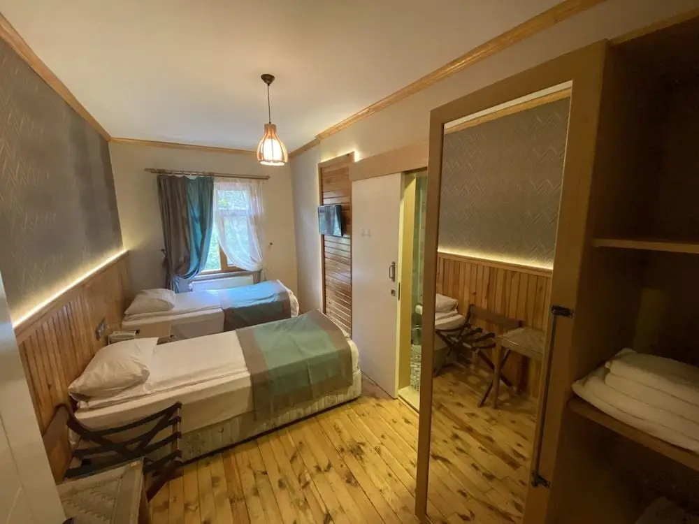 Чамлыхемшин: Sis Otel