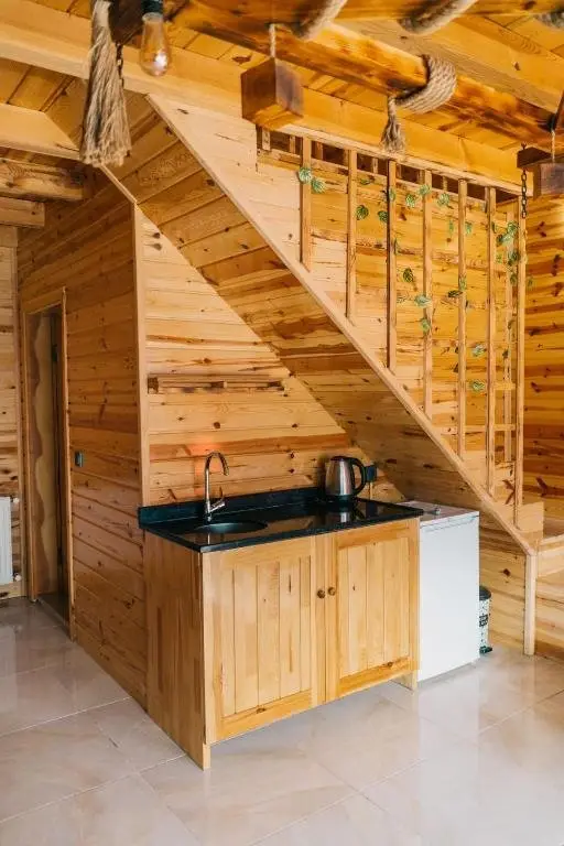Чамлыхемшин: Hürvadi̇ Bungalow