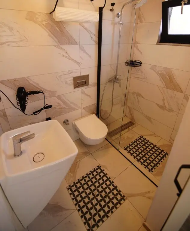 Бозджаада: Achilles Otel