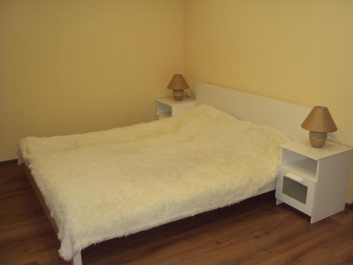Мурманск: Apartment Vip Center on Kommuny 16