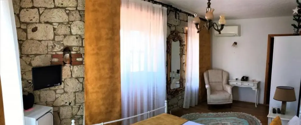 Чешме: Lotus Bahce