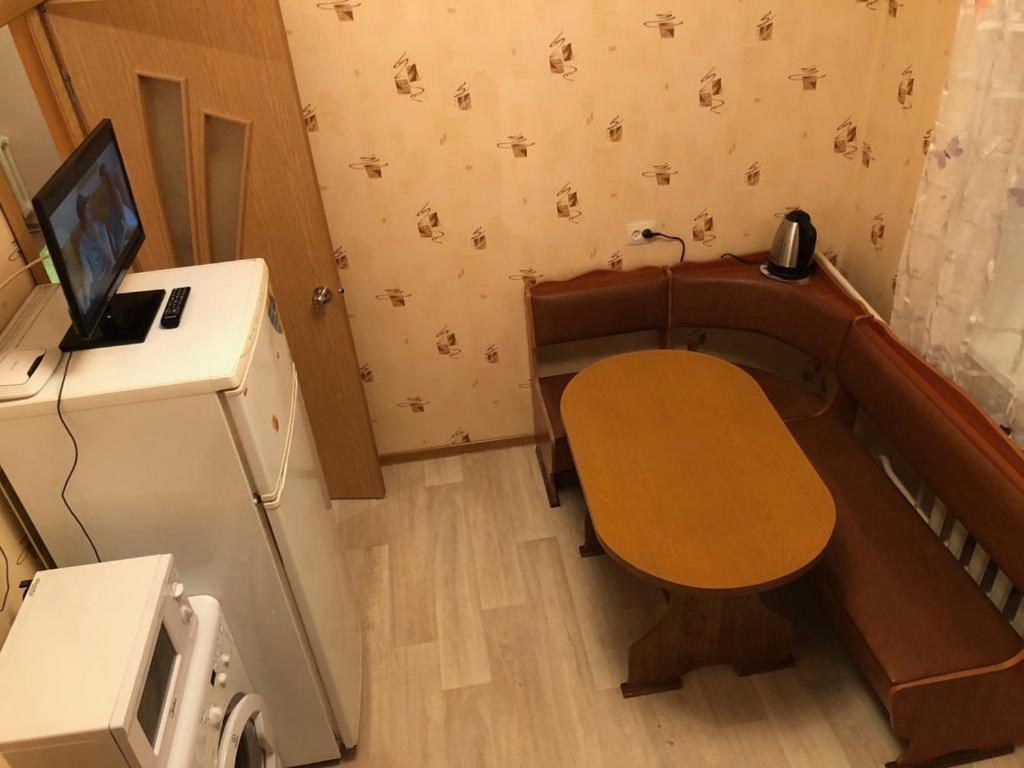 Кировск: 1-но комнатная Олимпийская 81 Яблоко 5