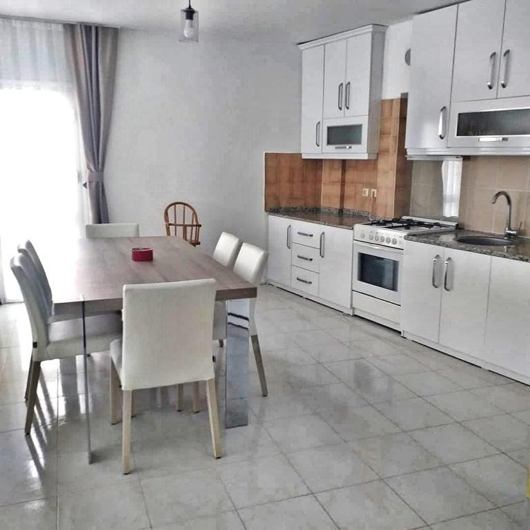 Чешме: Otel  A