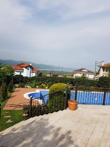 Янык: Kartepe Doga Villa