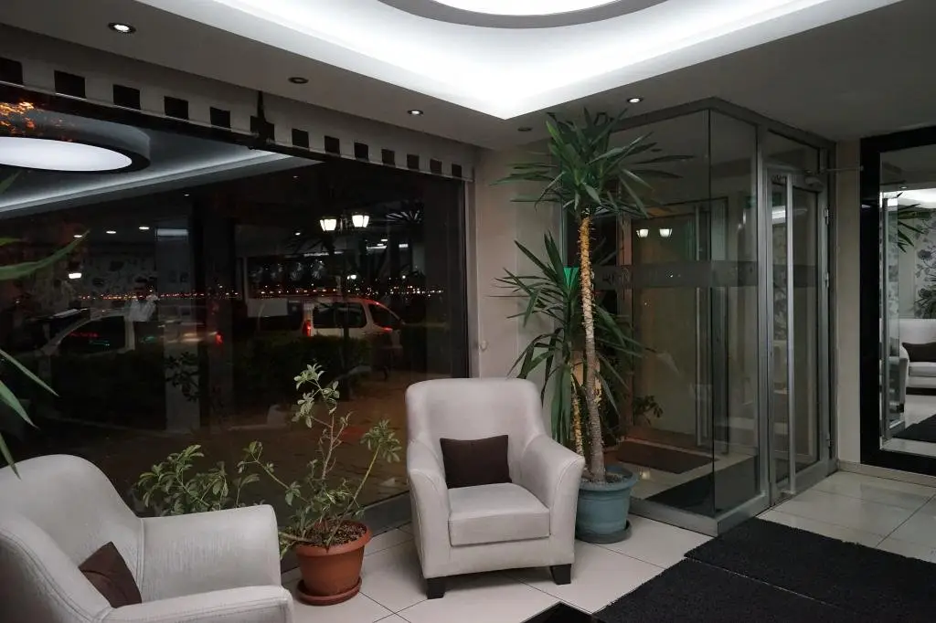 Унье: Yalıhan Arı Otel