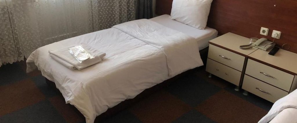 Тавсанли: Huzur Otel