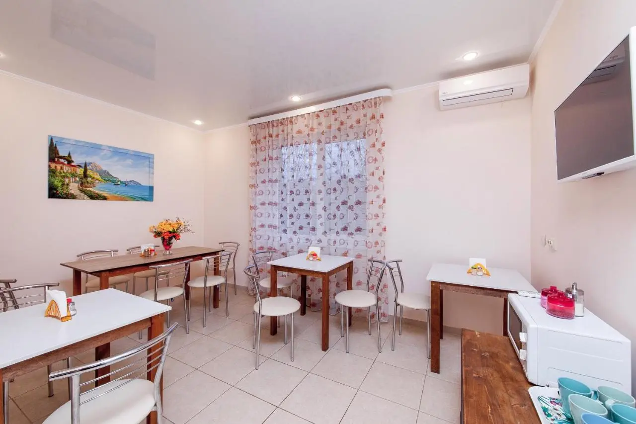 Краснодар: Меблированные комнаты Home-otel