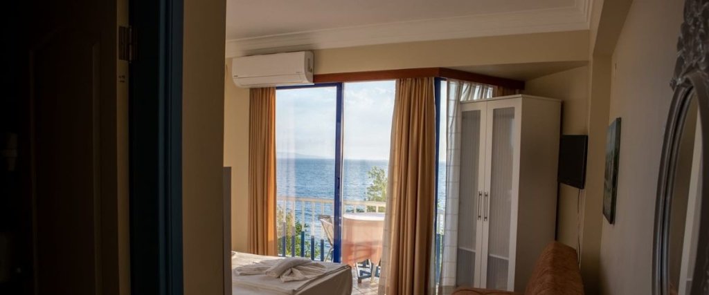 Мармара: Hotel Helin